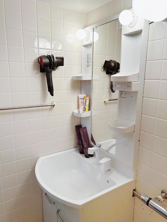 Tokyo Louis House In Ueno Area Close To Jr Yamanote Line & Metro Ginza Line Walk To Ueno Park And Ameyoko Exterior photo