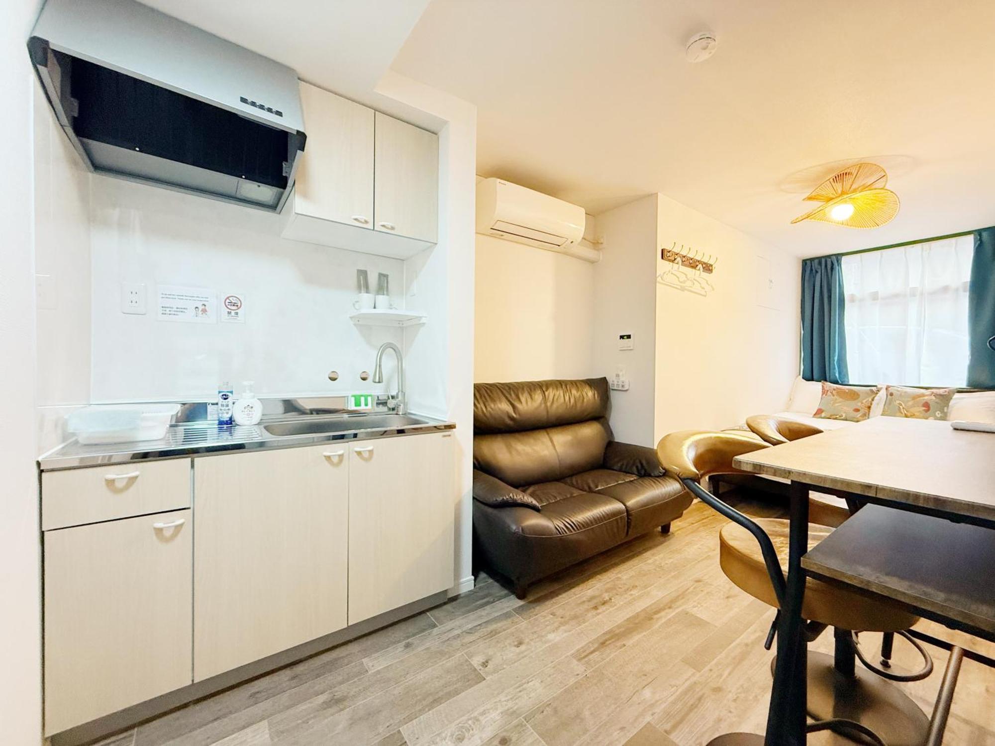Tokyo Louis House In Ueno Area Close To Jr Yamanote Line & Metro Ginza Line Walk To Ueno Park And Ameyoko Exterior photo